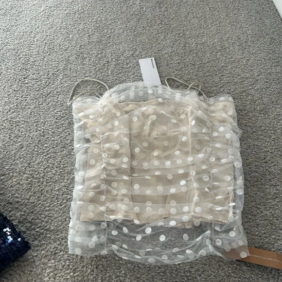 NWT reformation amber top - Picture 2 of 4